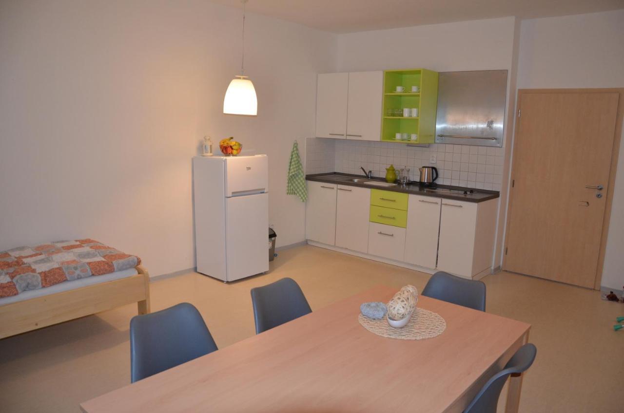 Apartmany Dalov Sternberk Exterior photo