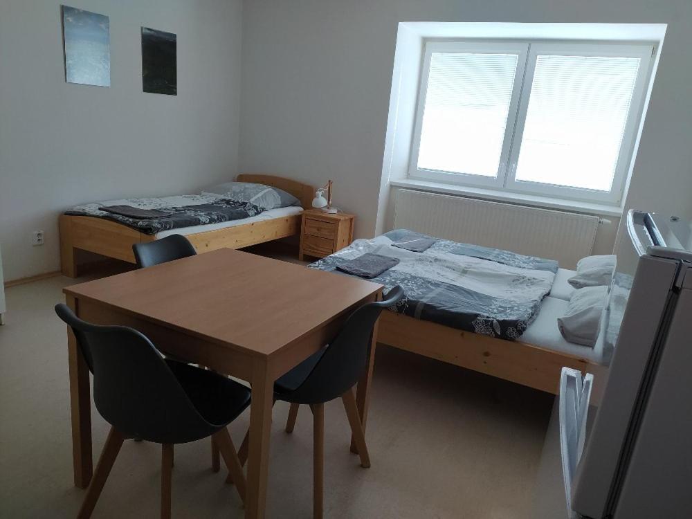 Apartmany Dalov Sternberk Exterior photo
